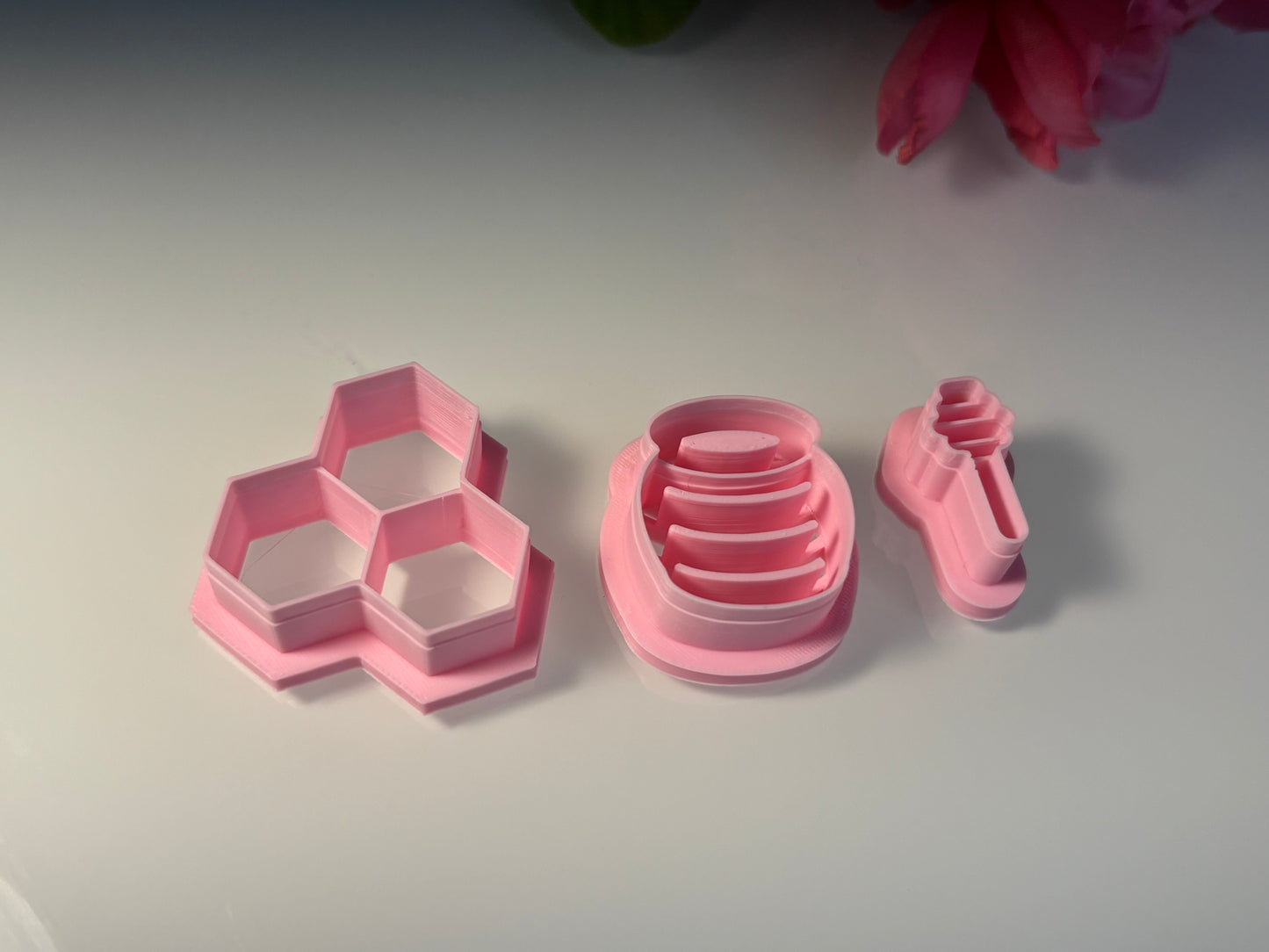 Honeycomb, Beehive & Honey Wand