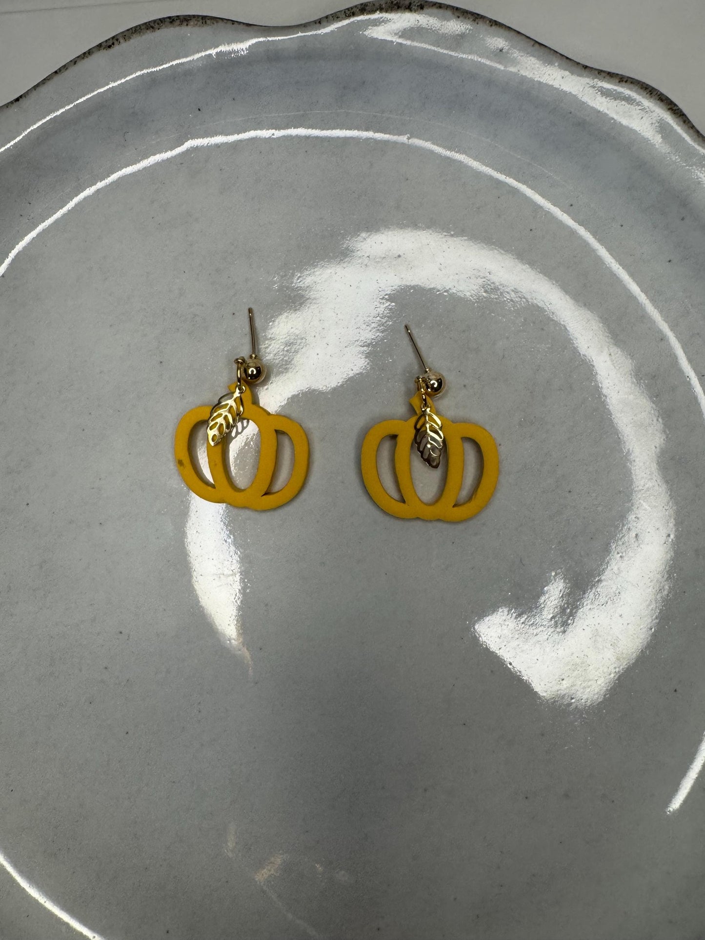 Handmade Polymer Clay Earrings | Fall Jewelry | Halloween Accessories | Pumpkin Dangles