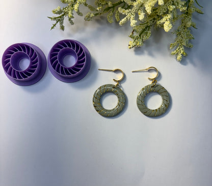 Twisted Circle Cutters